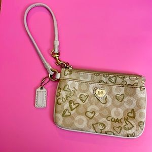 Coach Poppy wristlet